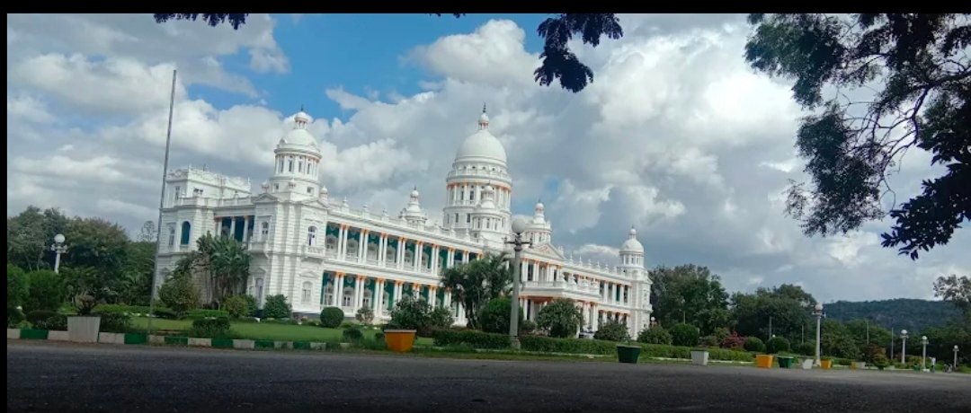 KGF palace 